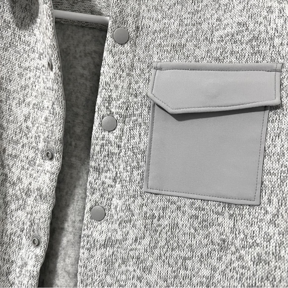 Old Navy Sweater-Fleece Hybrid Shacket for Boys Size Small (6-7) Snap Button NWT - Picture 2 of 8